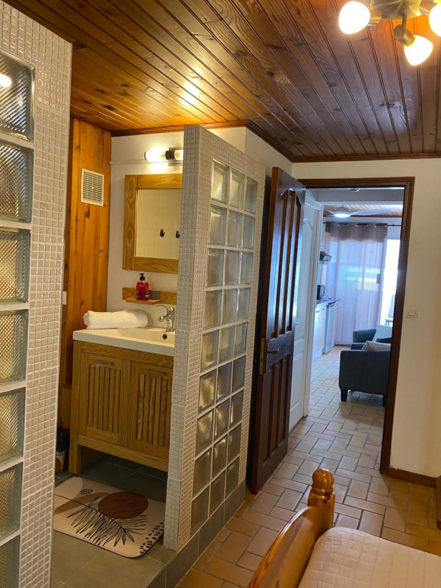 Happy Tropicaloc Apartamento Saint Pierre Exterior foto